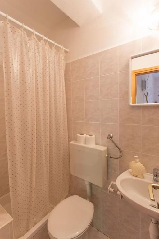 Apartament Robinson Erina Zarače Zewnętrze zdjęcie