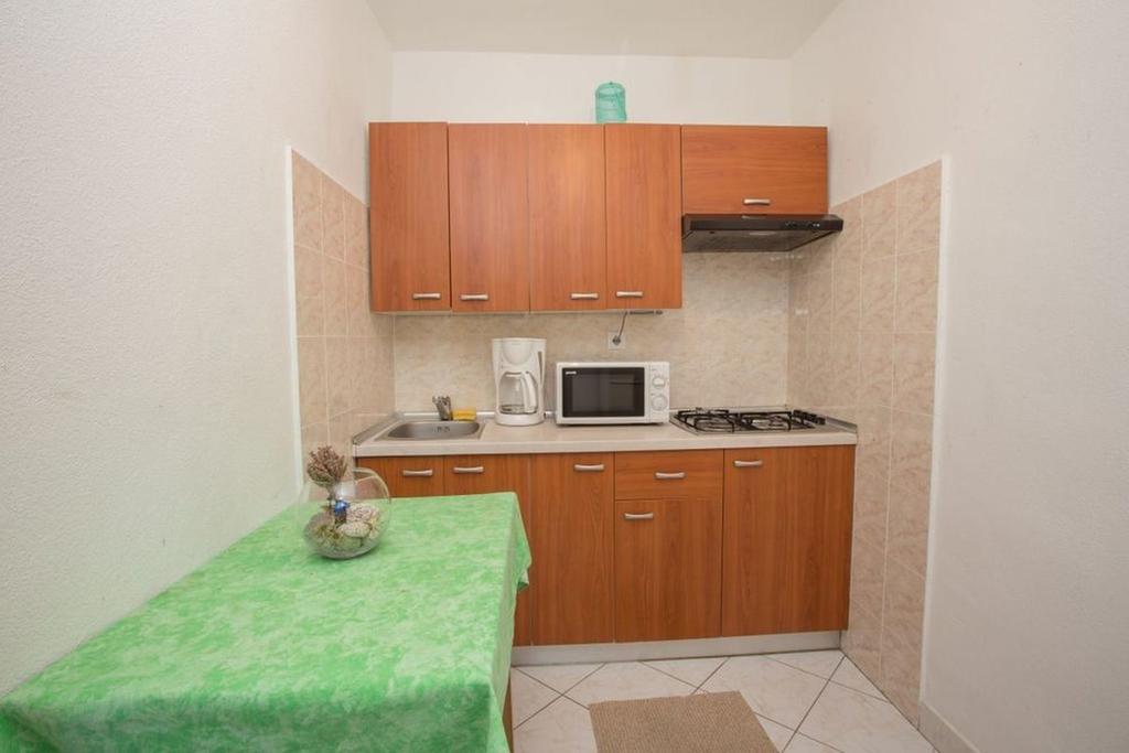 Apartament Robinson Erina Zarače Zewnętrze zdjęcie